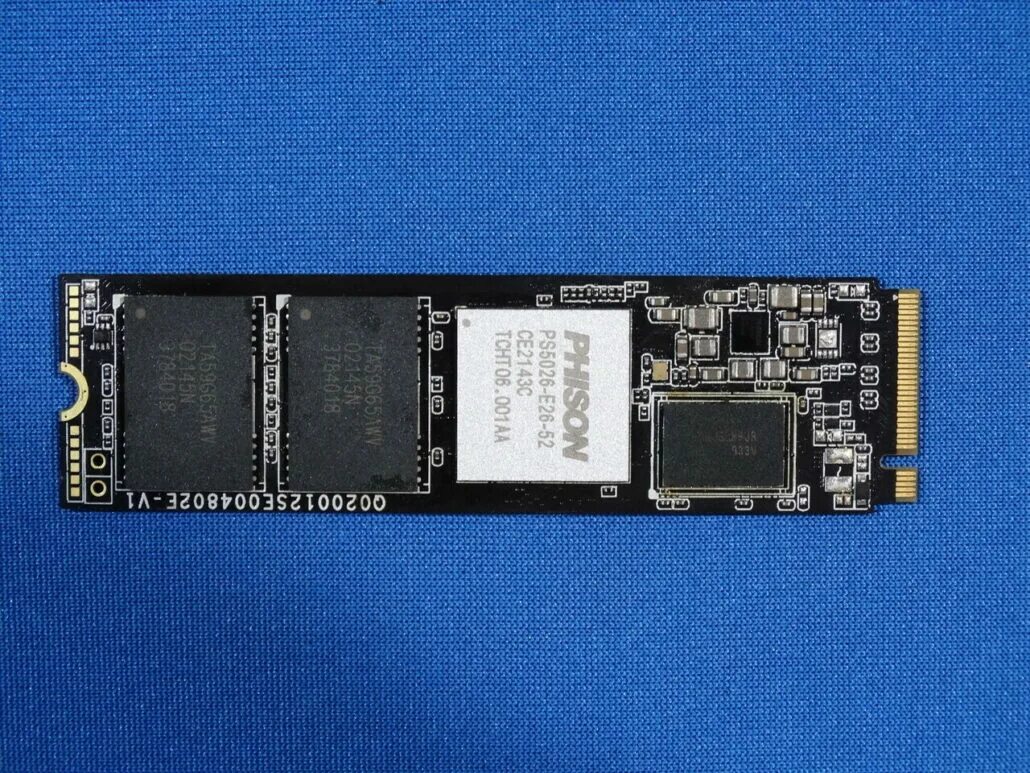Ssd pcie 5.0. Phison 2 238gb. SSD m2,5 Phison. Контроллер Phison. Phison e18 SSD.