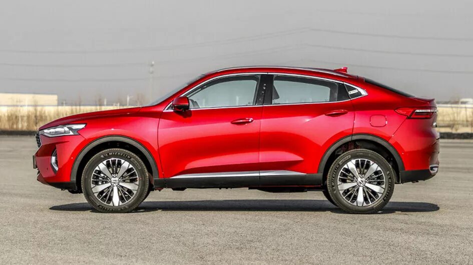 Новые Haval F7 и F7x для России: чем модернизированные кроссоверы отличаются от 