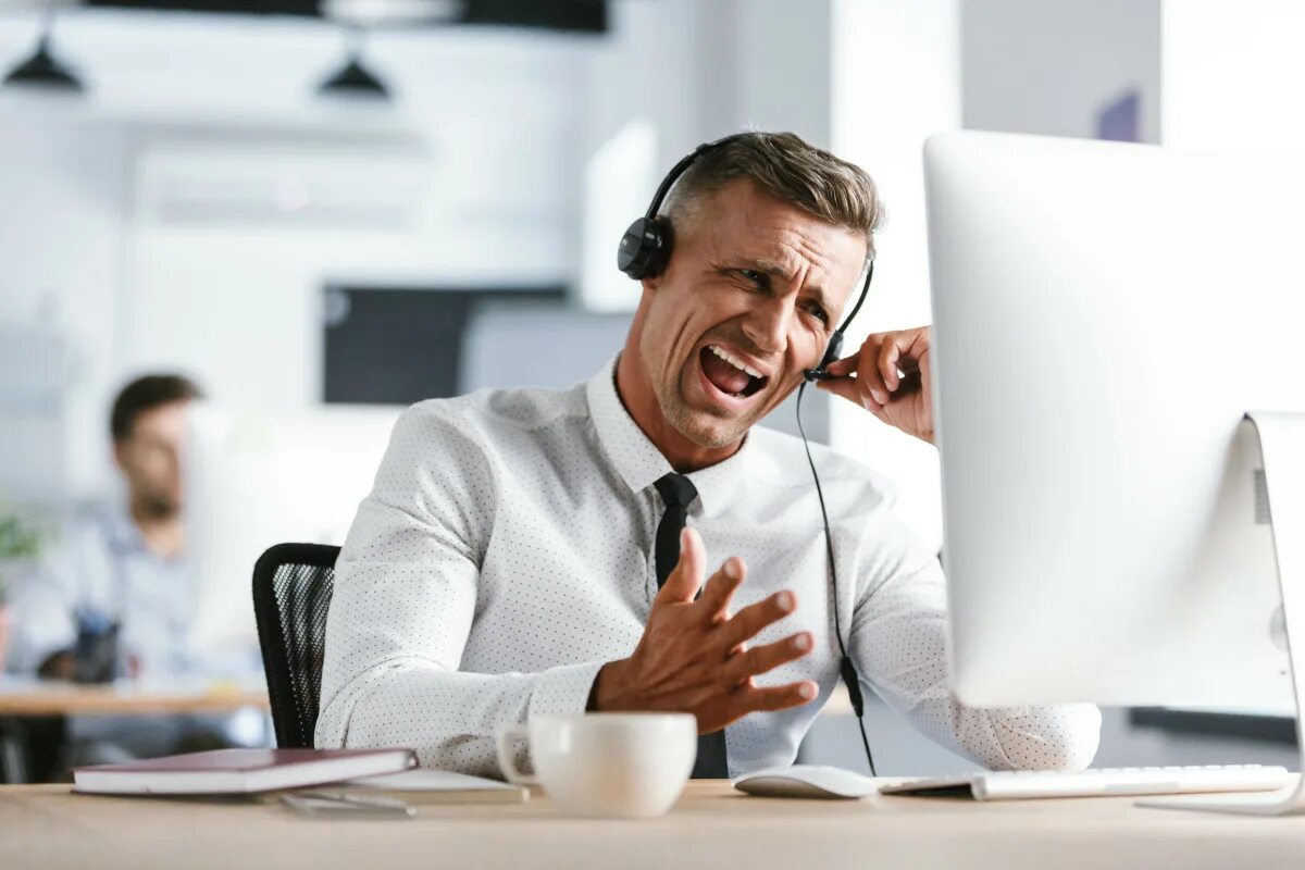 Работает х