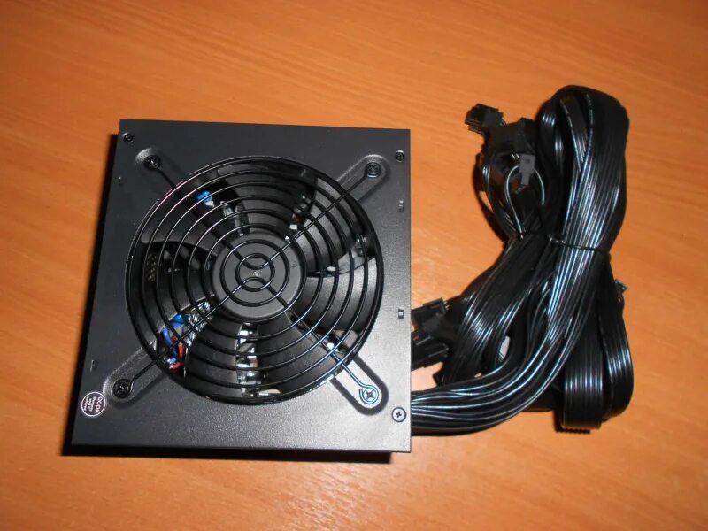 Блок питания bronze 550w. Блок питания cooler master mwe bronze 500w. cooler master mwe white 550w v2. блок питания cooler master mwe bronze v2 550w. блок питания cooler master mwe bronze 600 v2 600w.
