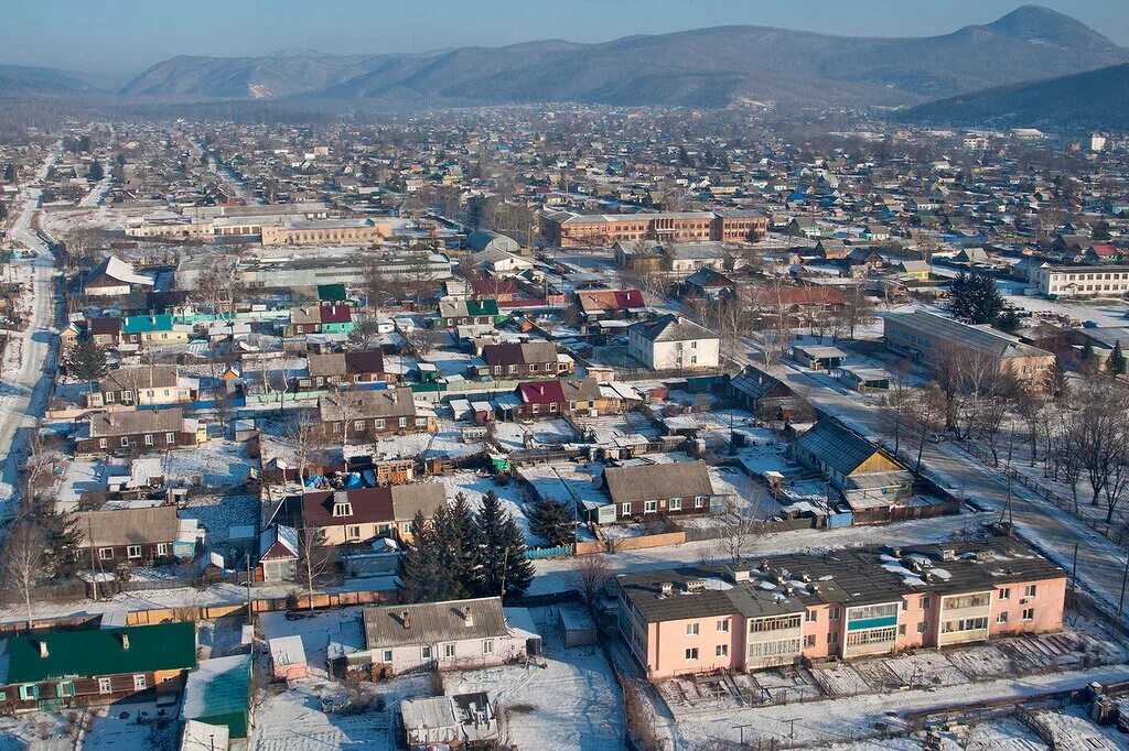 Кавалерово приморский край купить. Поселок Кавалерово Приморский край. Пгт Кавалерово Кавалеровский район Приморский край. Кавалерово Приморский край население. Поселок Кавалерово парк Приморский край.