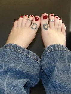 Feet foot chat