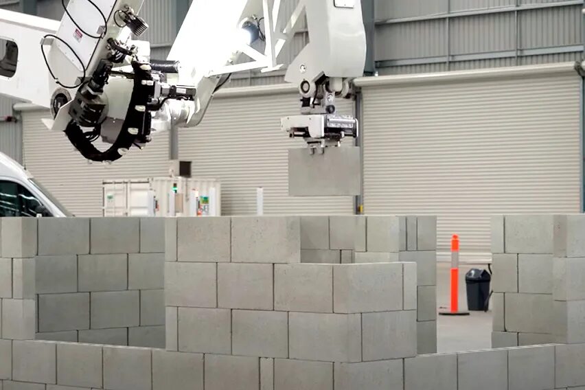 Робот атлант 4000. Husqvarna dxr 275. Роботизация строительства. Строю робота. Робот строитель 3д принтер.