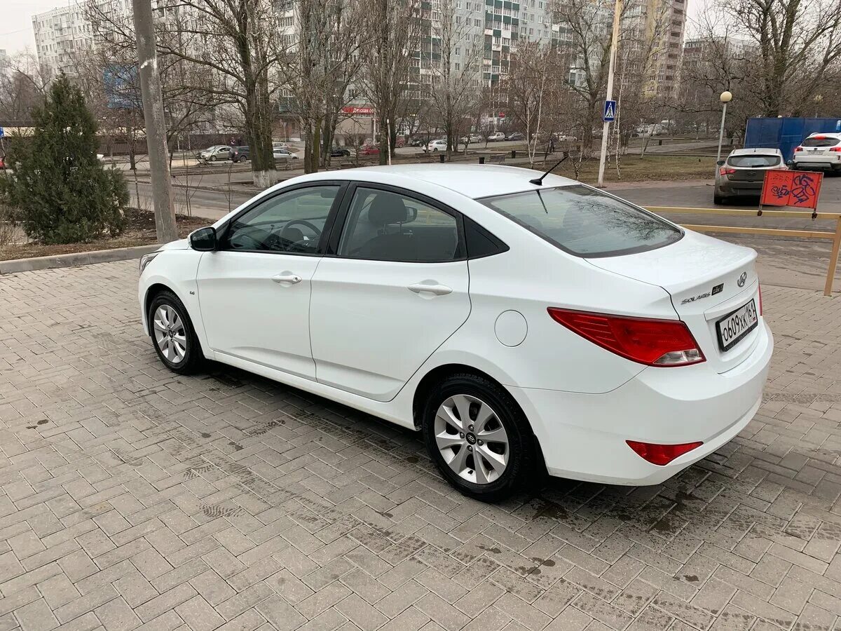 6 at, 2016. Hyundai solaris 2010-2014. 6. Хендай солярис за 650 тысяч рублей. Hyundai solaris 2014 седан.