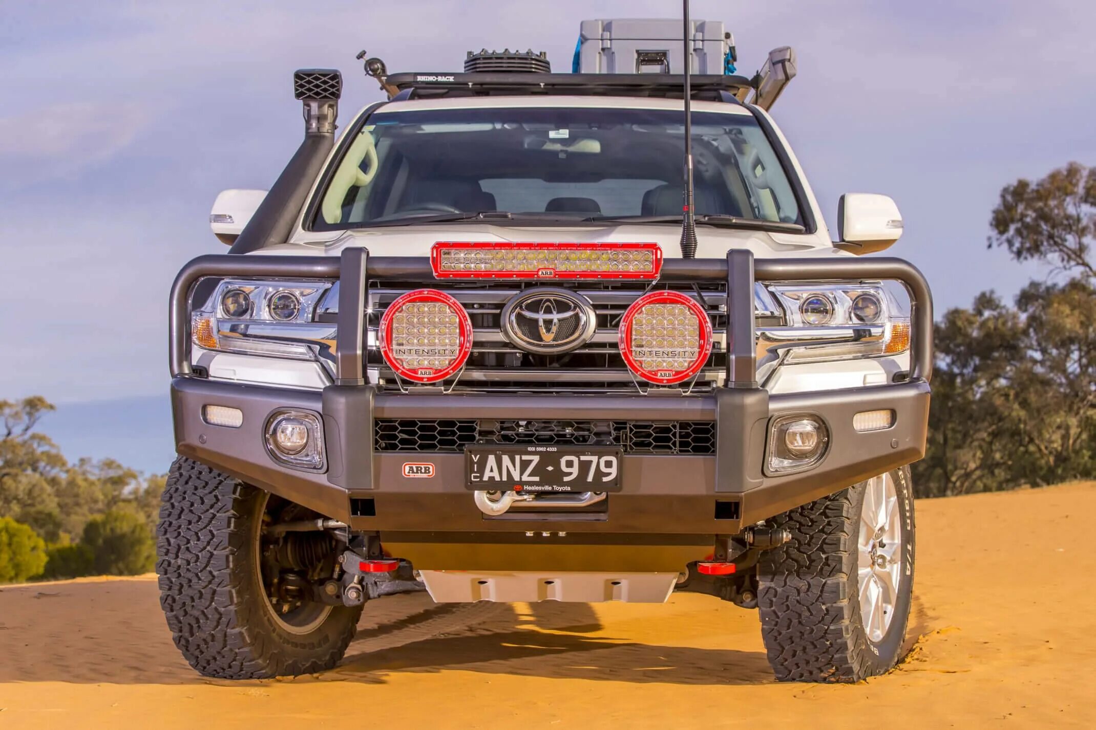 Arb 30. Toyota land cruiser 200 arb. проушина arb toyota land cruiser 200. arb для тойота. arb deluxe land cruiser 200.