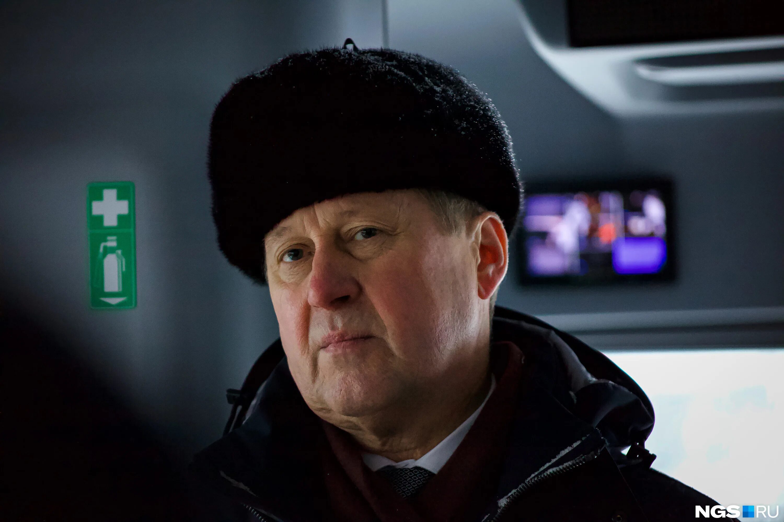 Мэр локоть кривлянье. Будущий мэр новосибирска. Анатолий локоть новосибирск. Будущий мэр новосибирска. Будущий мэр новосибирска.