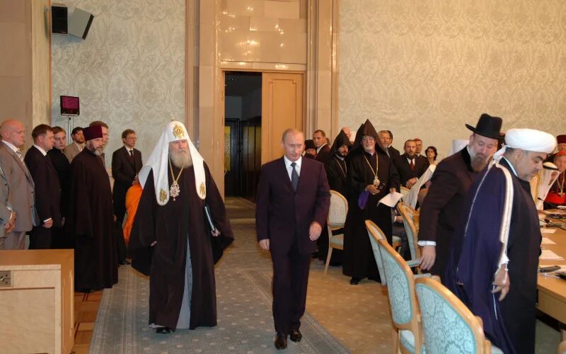 Всемирные религиозные саммиты. Лидеры религиозного выступления. Лидеры религиозного выступления. Лидеры религиозного выступления. Религиозные лидеры.