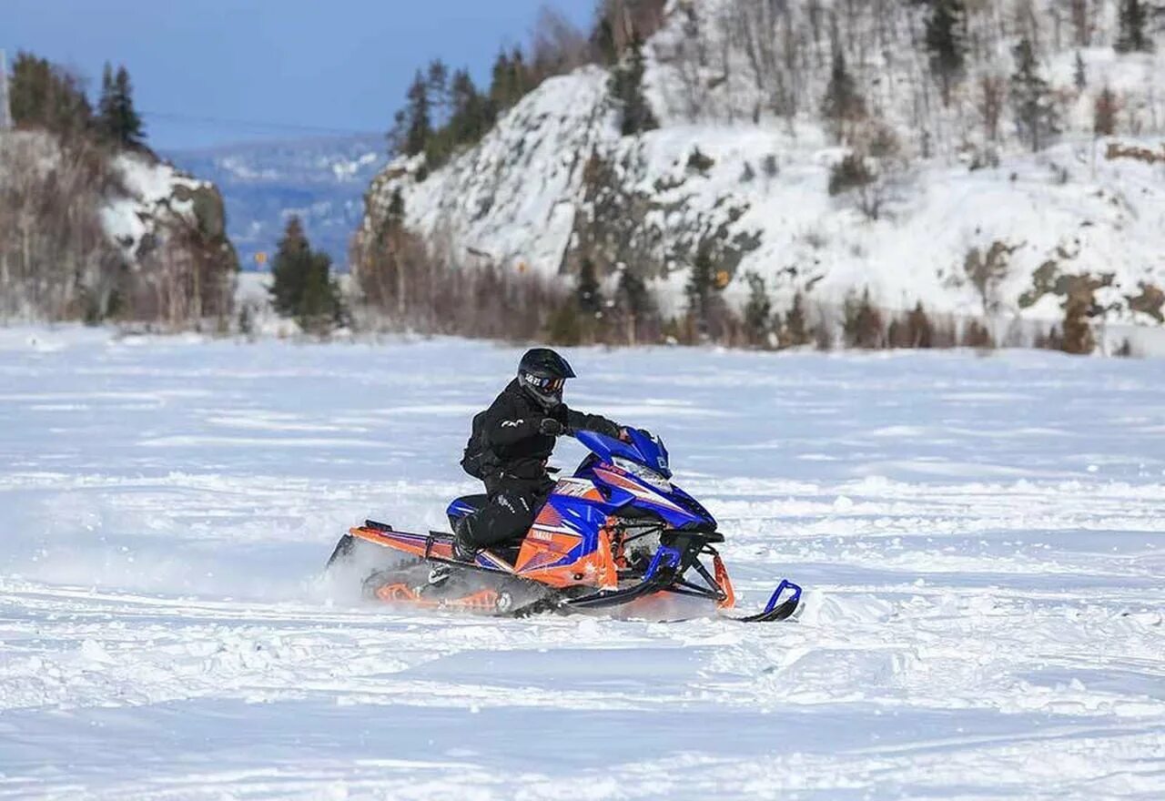 Snowmobile ru форум. Канада снегоходы. Снегоход транспортное средство. Горный турист снегоход. Сноумобайл форум.