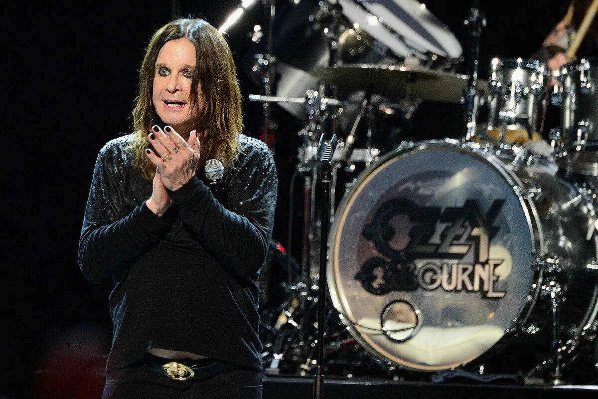 Ozzy osbourne группа. Ozzy osbourne 1988. Black sabbath рок группа. Ozzy osbourne группа. Оззи осборн.