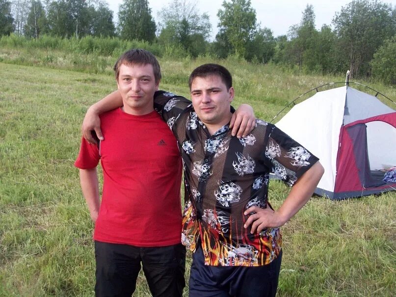 Коммунаров 17 лысьва. Рост лысьва. Фк лысьва. Коммунаров 17 лысьва фотостудия. Фк лысьва.