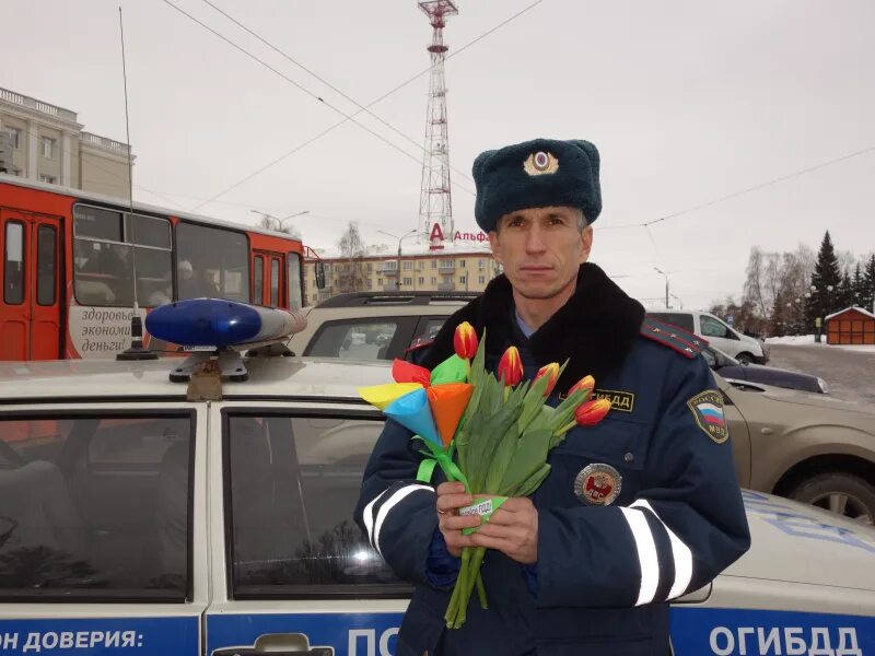 Онд мчс. Гибдд можга сотрудники. Сотрудник ижевска. Сотрудник ижевска. Отдел надзорной деятельности.