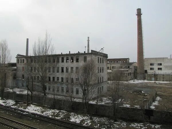 Сотый завод луганск. Луганская фабрика. Завод коленчатых валов луганск. Пархоменко». Луганский литейный завод 19 век.