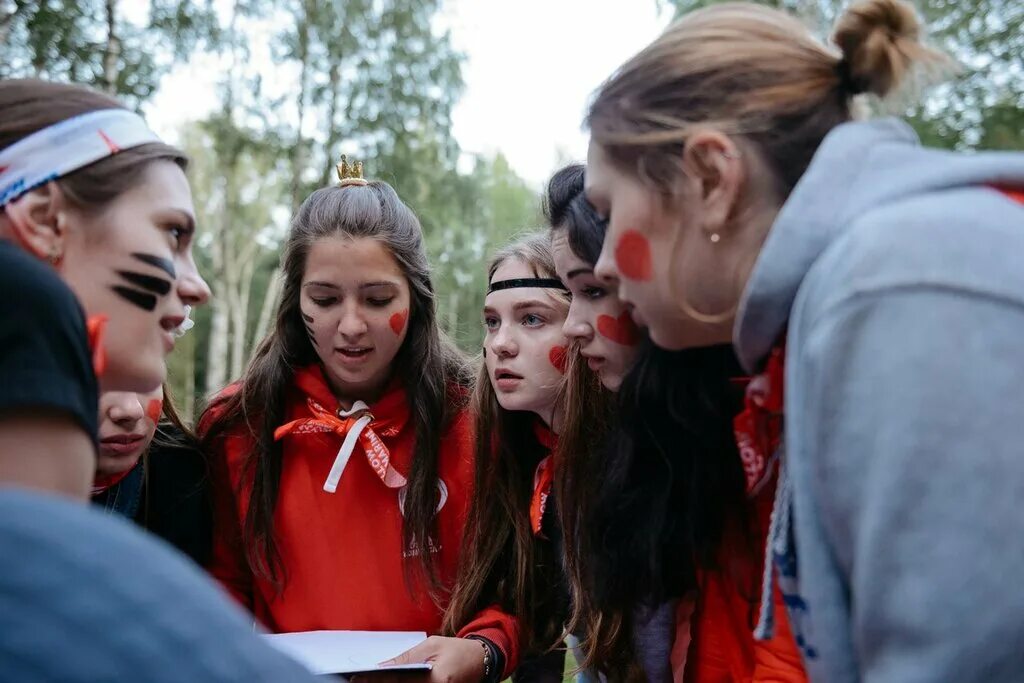 Еллоу субмарин лагерь Нижний Новгород. Submarine Camp лагерь Нижегородская область. Субмарина Кэмп лагерь. Submarine Camp Нижний Новгород.