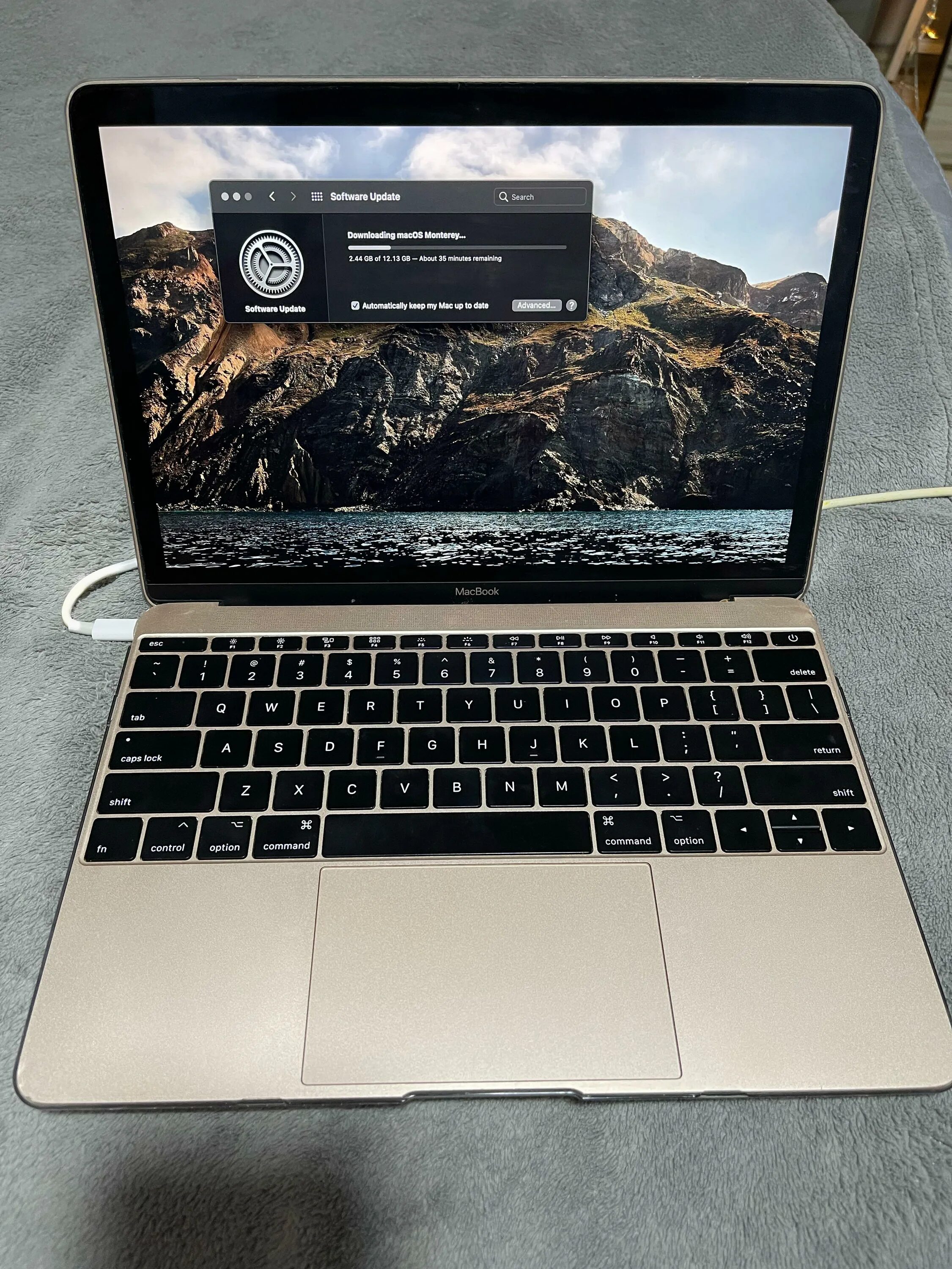 Макбук 12 2017. Макбук 12 2017. Macbook 12 2017. Macbook air 12 2017. Macbook 12 2017 комплект.