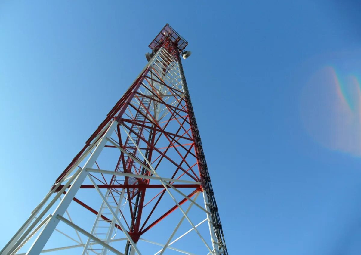 Мачта здания. Телебашня тверь. ксяоми 5g вышка. башня сотовой связи. мачта связи.