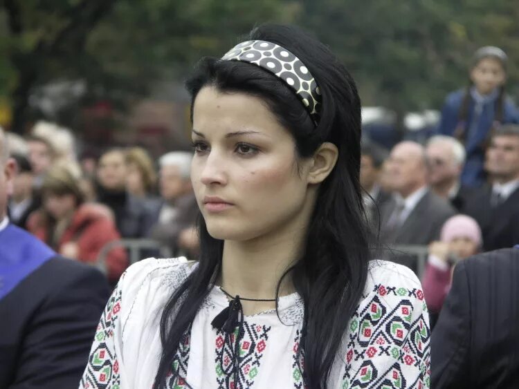 молдавский национальный костюм. болгары и венгры. румынский национальный костюм. гагаузы и молдаване. ана чюйкин молдавия.