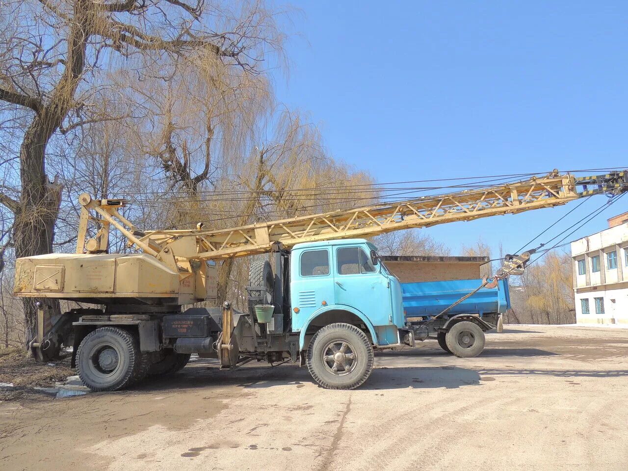 Смк датчик магнито-контактный для металлических дверей. Маз 5334 кран. Смк 07. Смк 7 маз 5334. Маз 5335 смк 7.