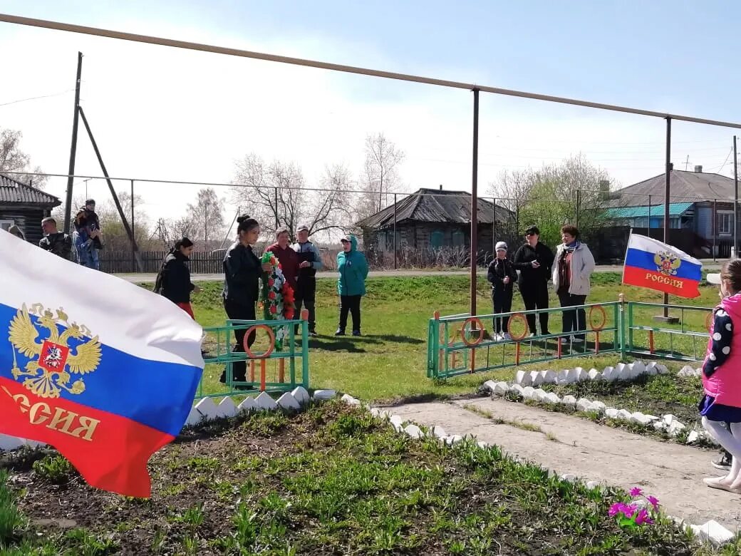 Новоульяновский георгиевский ставропольский край. Ставропольский край поселок Новоульяновский. Посёлок Новоульяновский Георгиевского района Ставропольского края. Школа поселок Новоульяновский Георгиевский район. МБОУ СОШ 25 Новоульяновский.