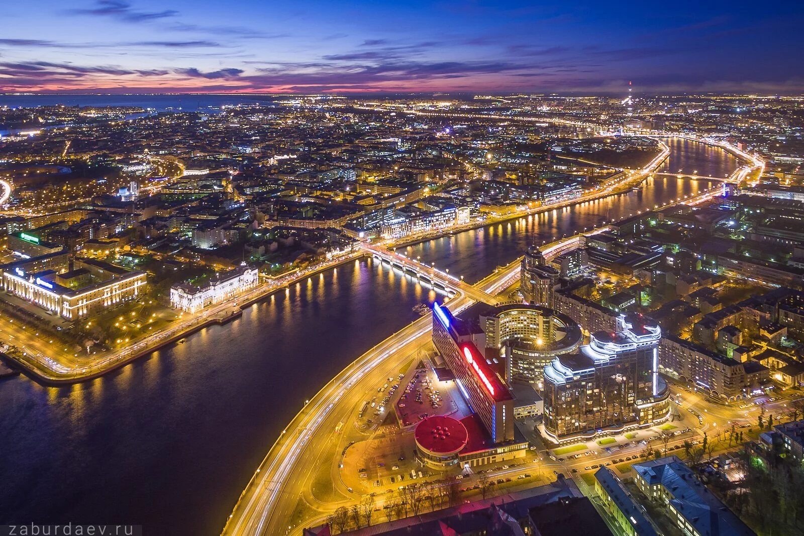 Панорама санкт петербурга 2023. Санкт-петербург. ночной санкт-петербург с высоты птичьего полета. ночной питер с высоты птичьего полета. санкт петербург 4к с дрона.