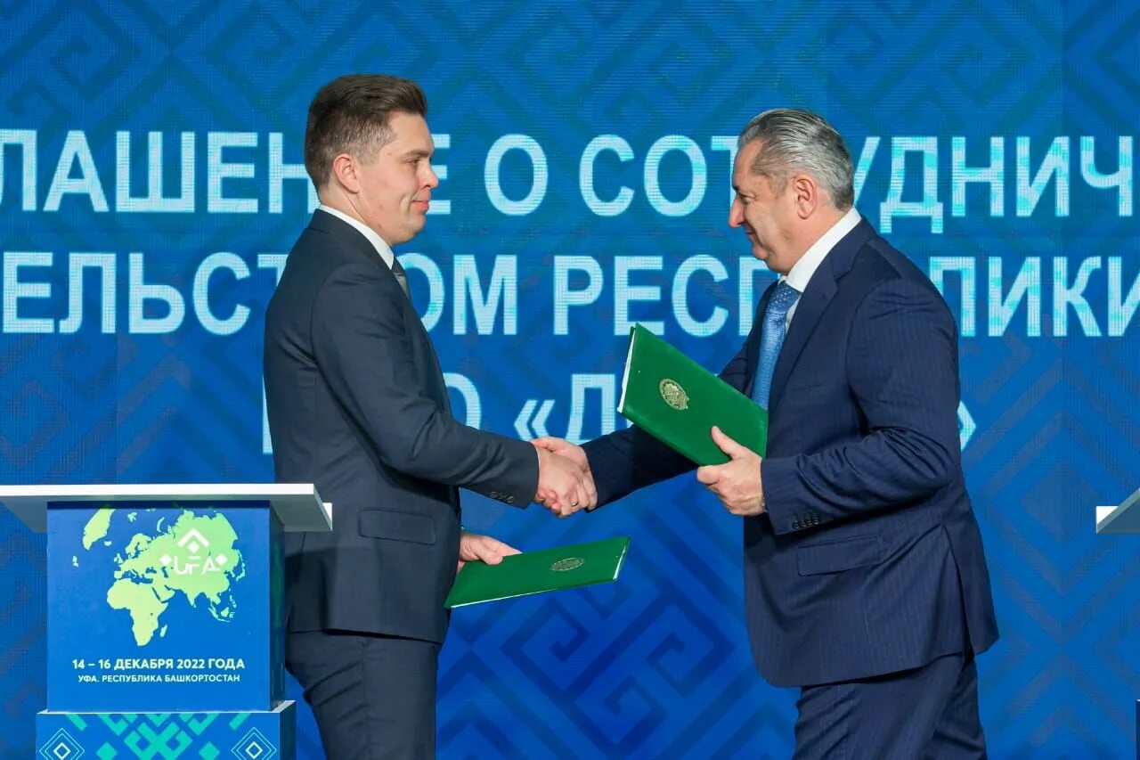Министр землепользования башкирии 2022. Глава башкирии радий хабиров. Фидус ямалтдинов. Ямалтдинов фидус аглямович уфа. Абдушукур абдуллаев.