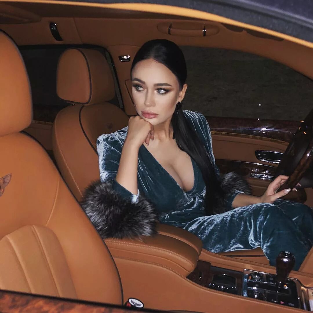 Актриса яна кошкина. Яна кошкина. Кошкина все было круто. Яна кошкина 2018. Яна кошкина.