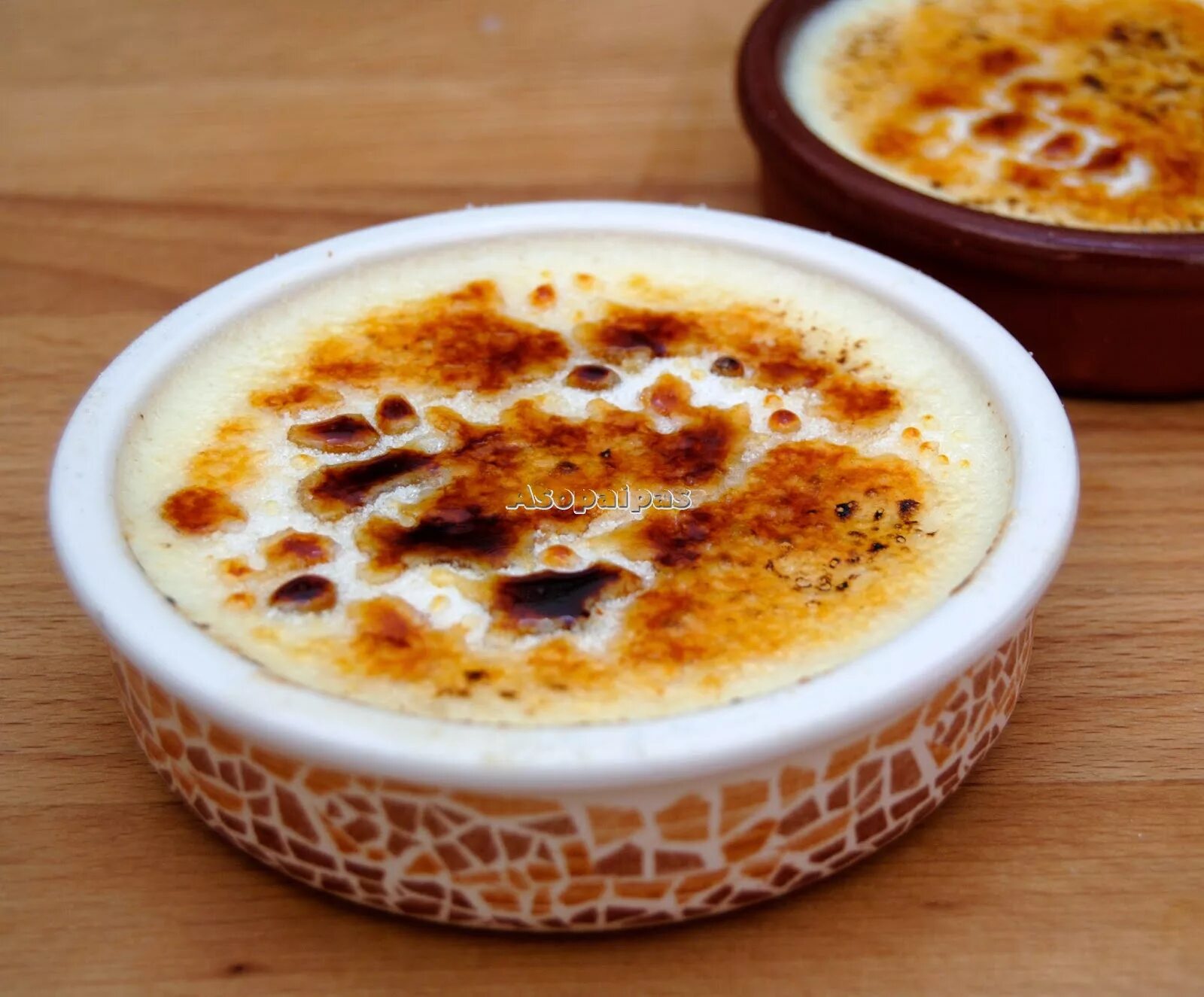 Крема Каталана. Crema Catalana шоколад. Crema Catalana сейчас. Семья готовит крем Каталана. Крем каталана