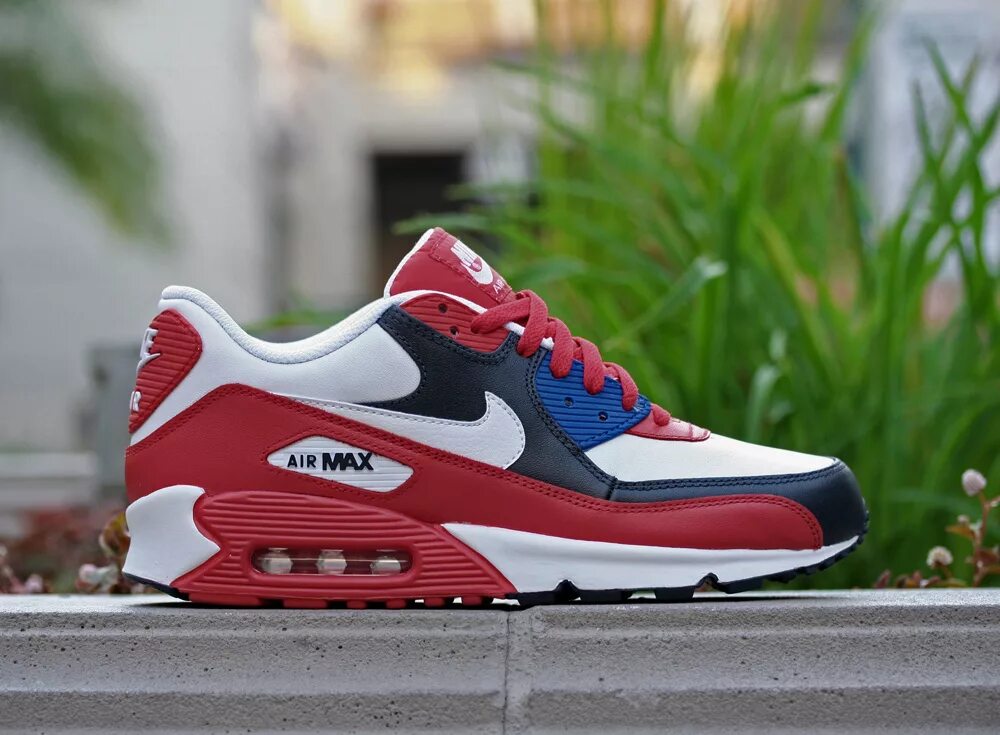 Найк аир макс 700. Behance air. Iphone air max. Аирплдс макс. Аирплдс макс.