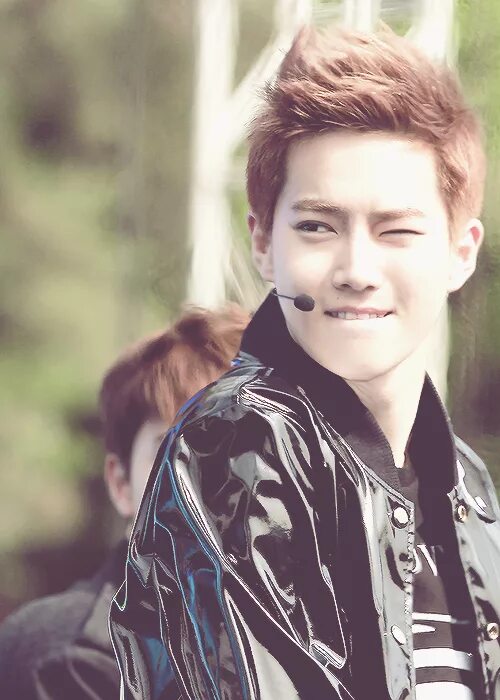 Suho exo 2022. Сухо. Номер ли сухо. Номер ли сухо. Сухо айдол.
