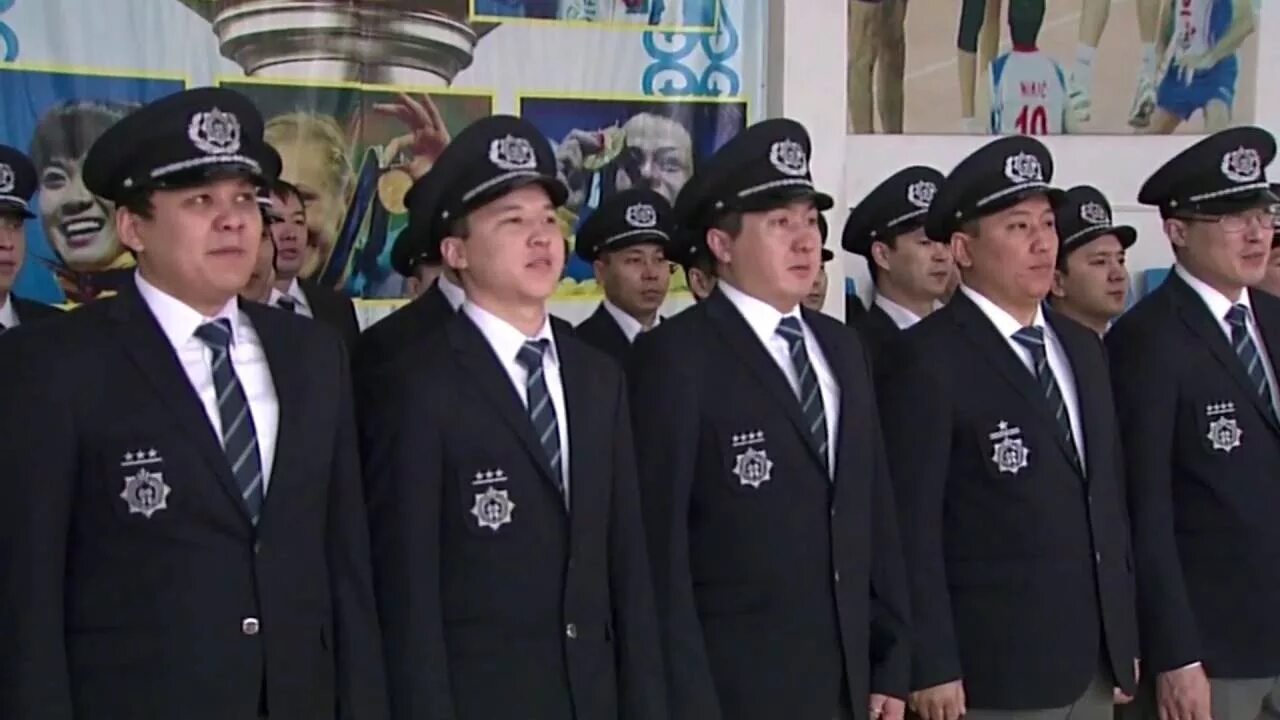 Форма службы экономических расследований. Форма службы экономических расследований. Адмирал британский. Английский джентльмен. Форма сэр.