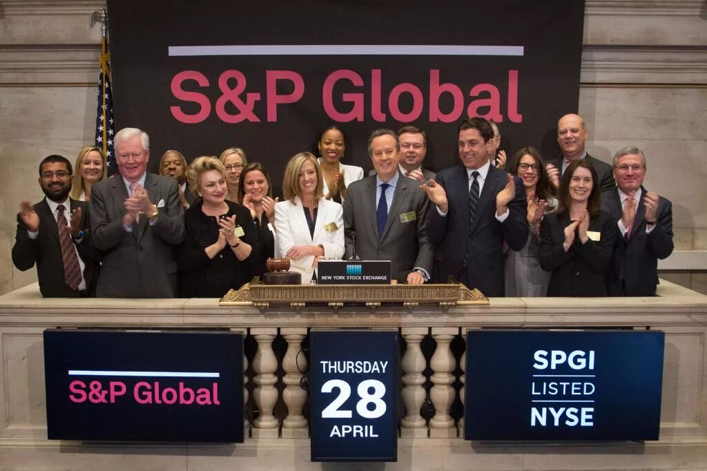 Компании s p. SP Global. S&P Global Platts. S P Global Platts лого. S P Global ratings logo.