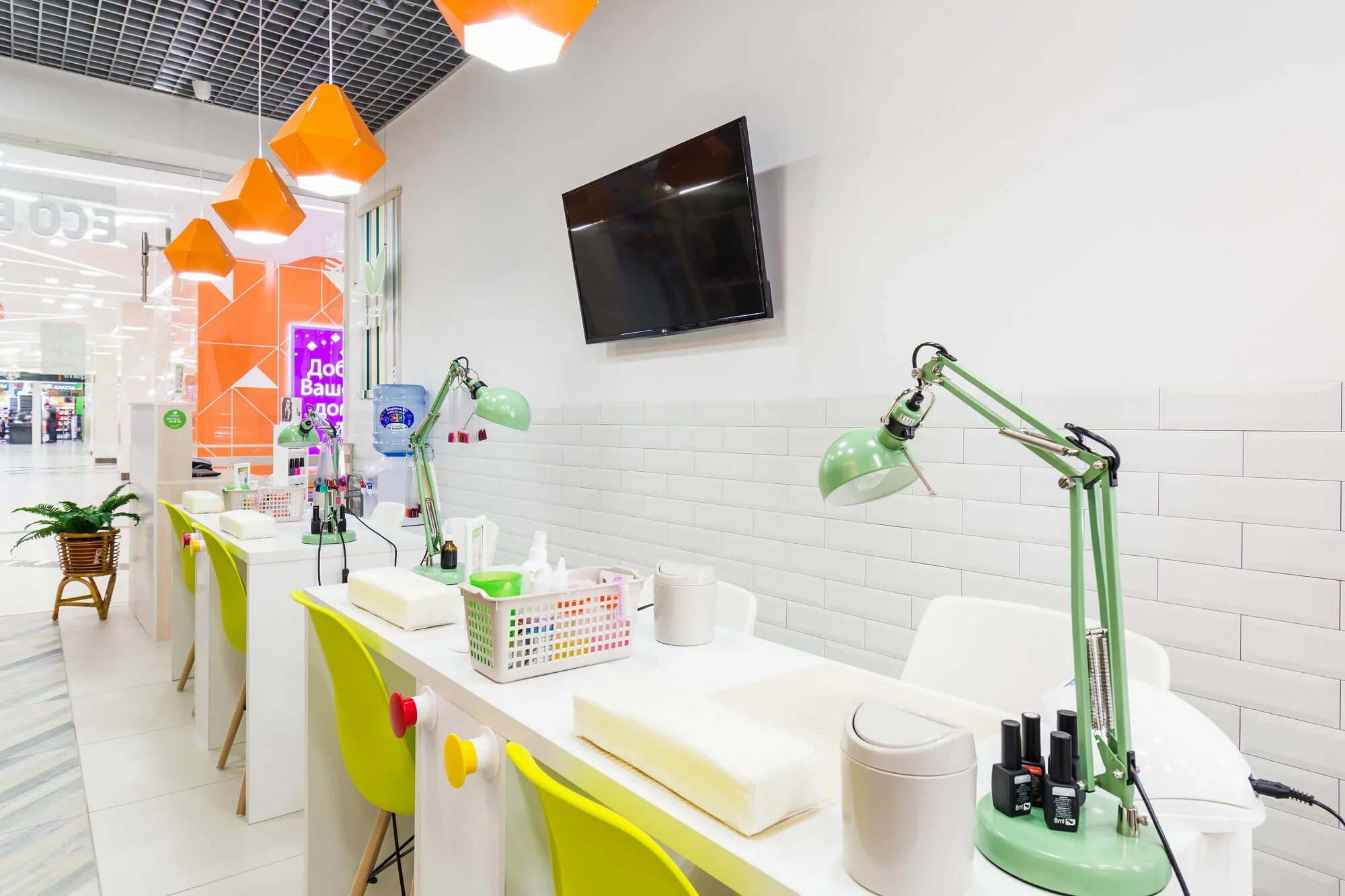 Тц мозайка парикмахерская. Эко бьюти дубровка. Маникюрная студия в эко стиле. Эко бьюти видное ларец. Эко бьюти видное ларец.