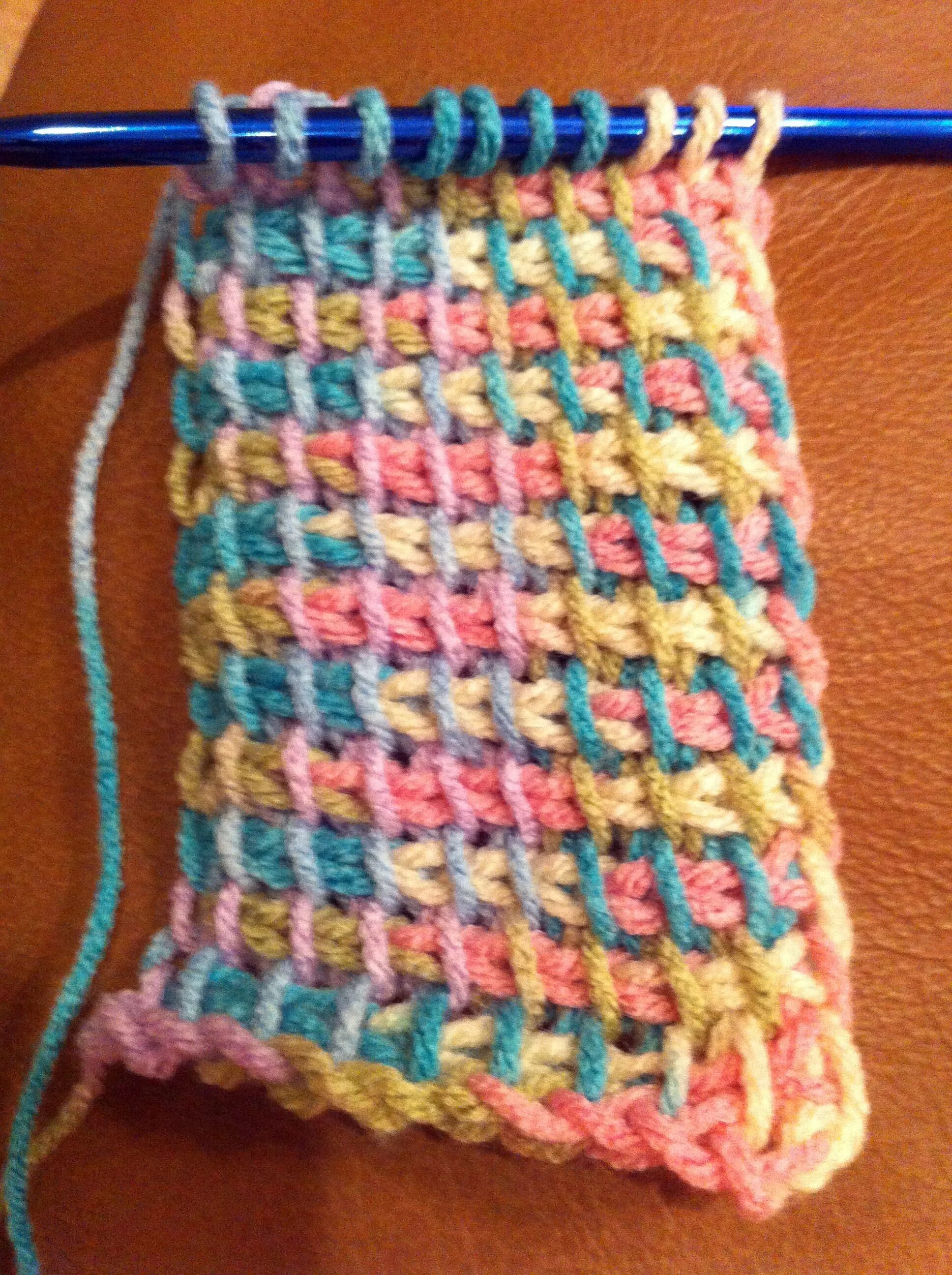 Тунисская техника крючком. Тунисский крючок. Тунисское вязание крючком. Тунисская вязка крючком. Изделия связанные тунисским крючком.