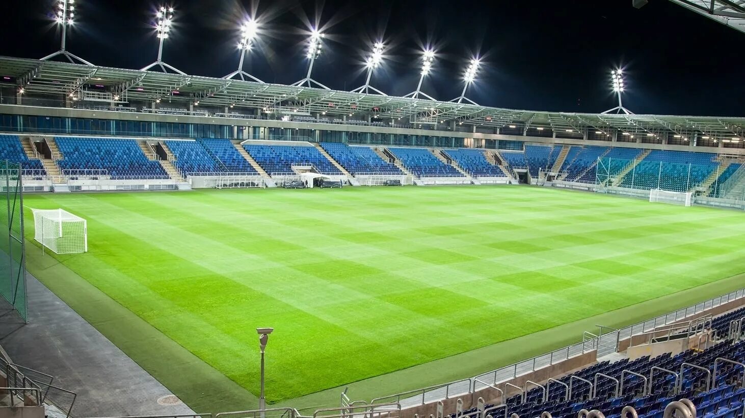 Стадионы Польши. Футбол Люблино. Футбол Люблинская. New Polish Stadium.