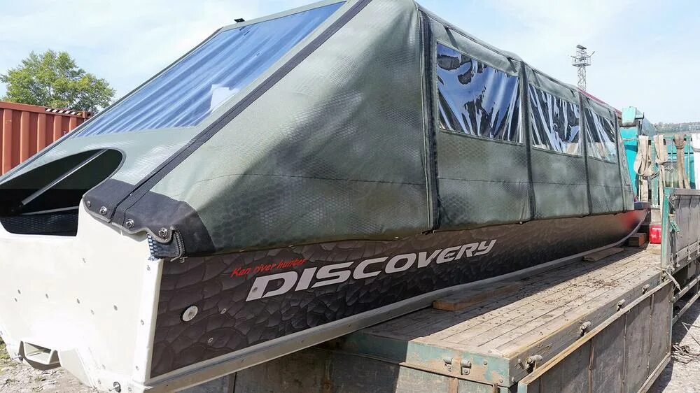 Дискавери красноярск. Лодка Дискавери Джет 600. Лодка Discovery Evolution. Лодки Дискавери Красноярск. Лодка струйка из ПНД.