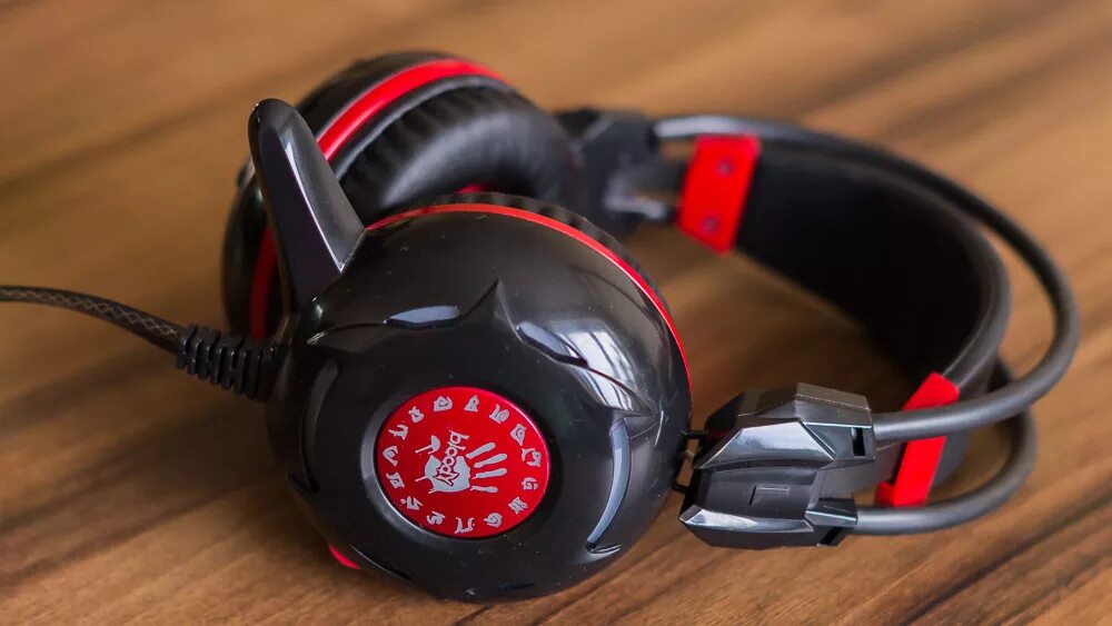 A4tech bloody g575p. Наушники a4 bloody g300. гарнитура игровая a4tech bloody g300. наушники a4tech bloody g501. наушники блади a4tech bloody g300.