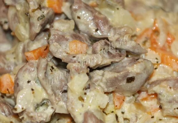 Желудки тушеные в сметане. Тушёные желудки куриные в сметане. Утиные желудки рецепт приготовления на сковороде со сметаной. Куриные желудки в сметане. Куриные желудочки и пупочки.