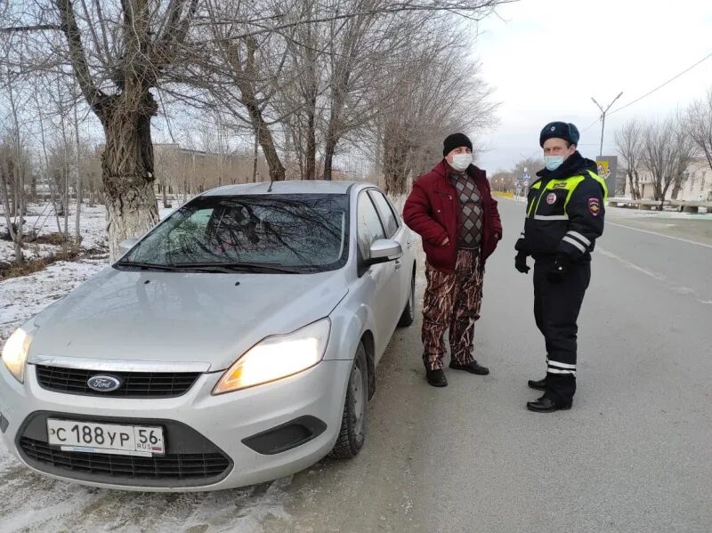 Погода п светлый светлинский. Сотрудники полиции Светлинского района. РП светлый Светлинский район. Происшествия Светлинский район Оренбургской области. Администрация Светлинского района.