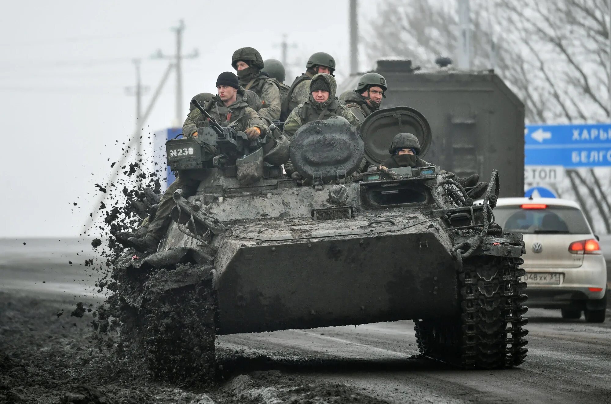 Сегодняшний военный. Колонна военной техники. Военные действия на Украине. Российские войска на Украине. Армия Украины.