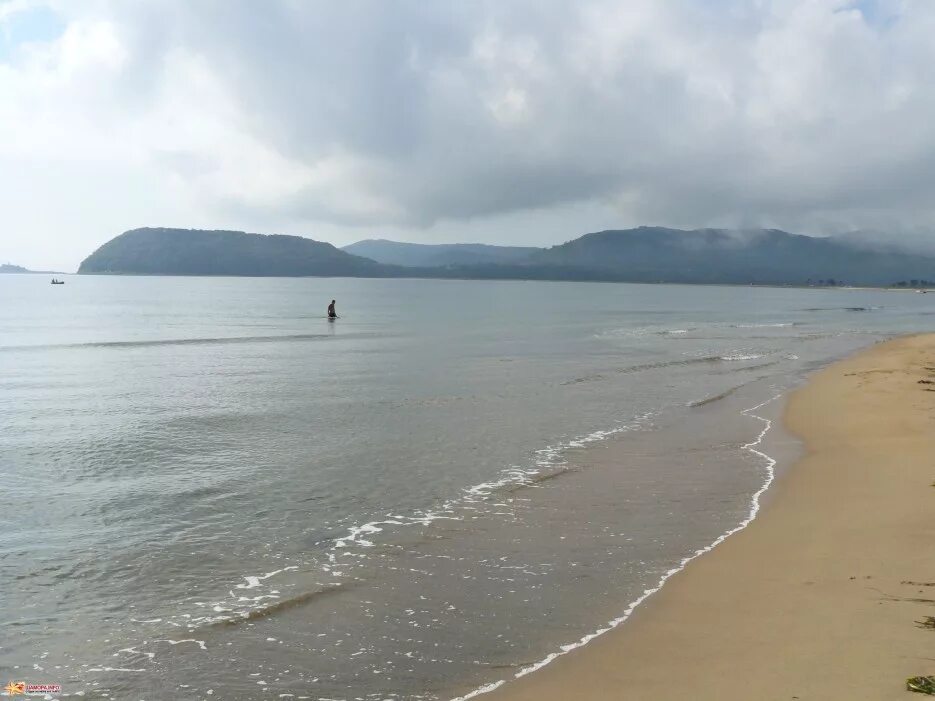 пляж золотые пески приморский край бухта нарва. бухта нарва хасанском районе приморского края. безверхово приморский край нарва. нарва приморский край. бухта нарва хасанском районе приморского края.