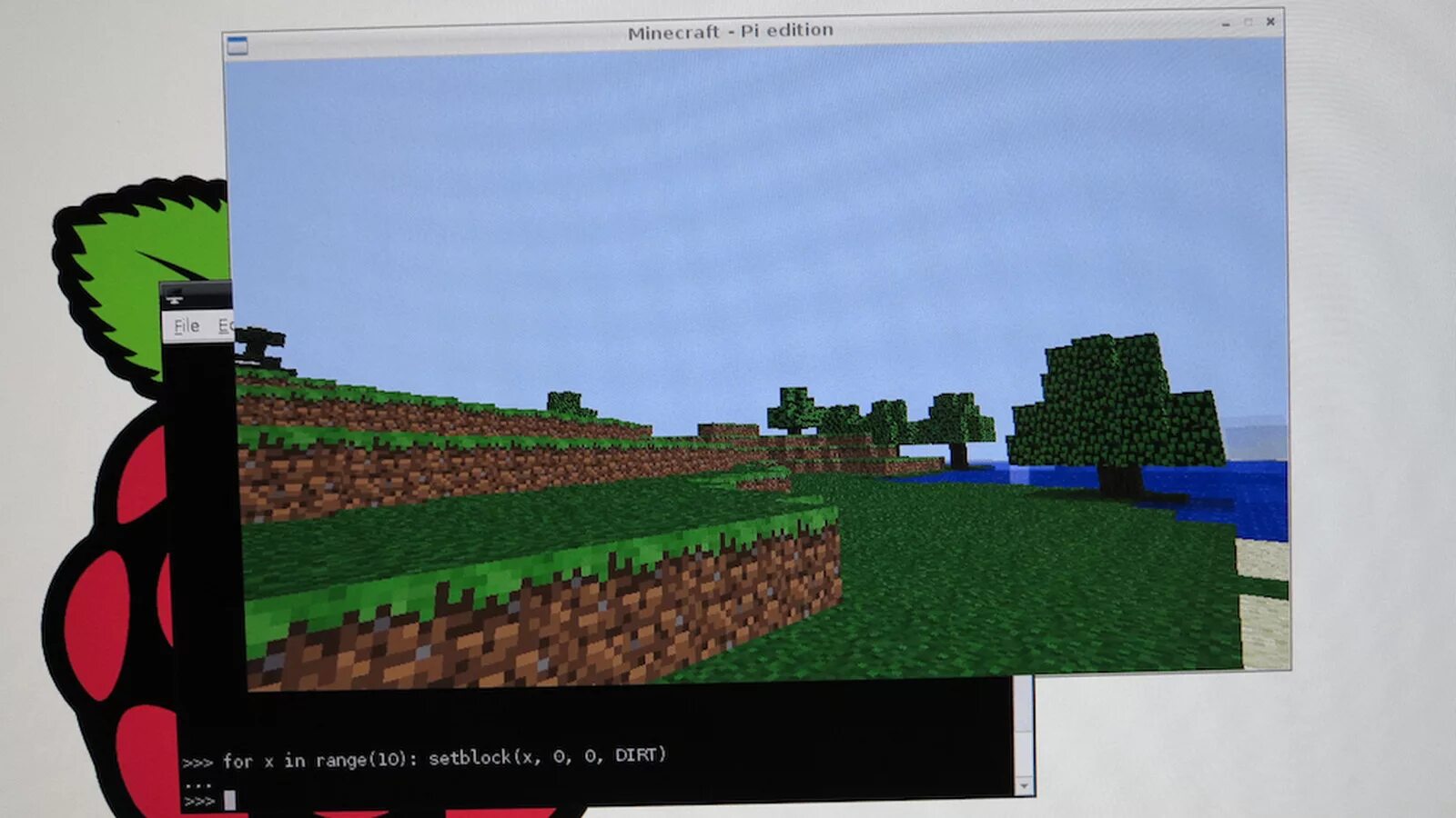 Minecraft pi edition. Майнкрафт пи. майнкрафт пи майнкрафт пи. raspberry pi minecraft. майнкрафт пи глен.
