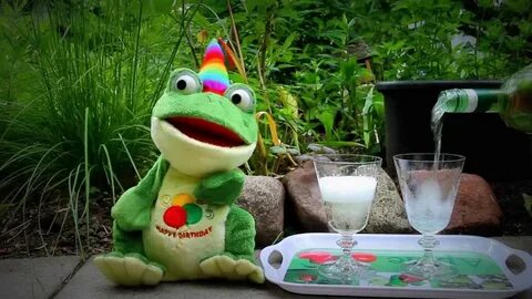 Frog sing