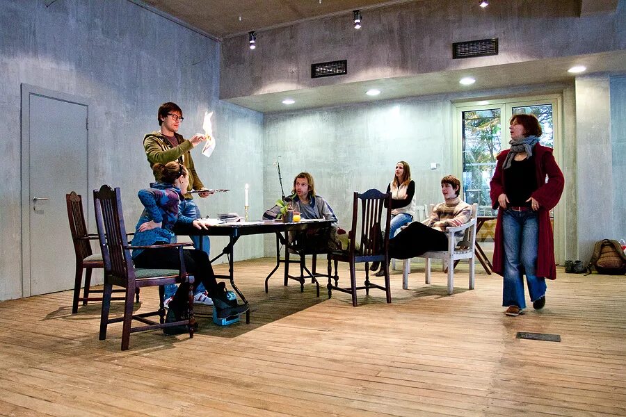 форум любителей театра. теотар. актерское искусство. форум любителей театра. перформативный театр.