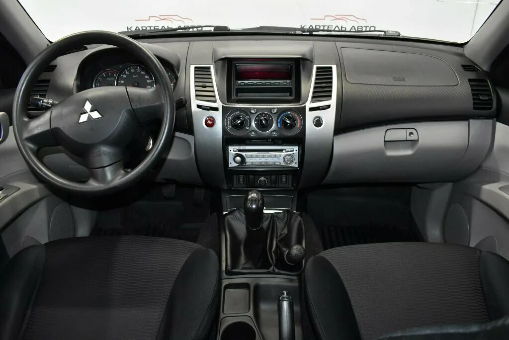 At mode на митсубиси паджеро спорт. Pajero sport 2 салон. автомат паджеро спорт 2. паджеро спорт 2 рестайлинг. автомат паджеро спорт 2.