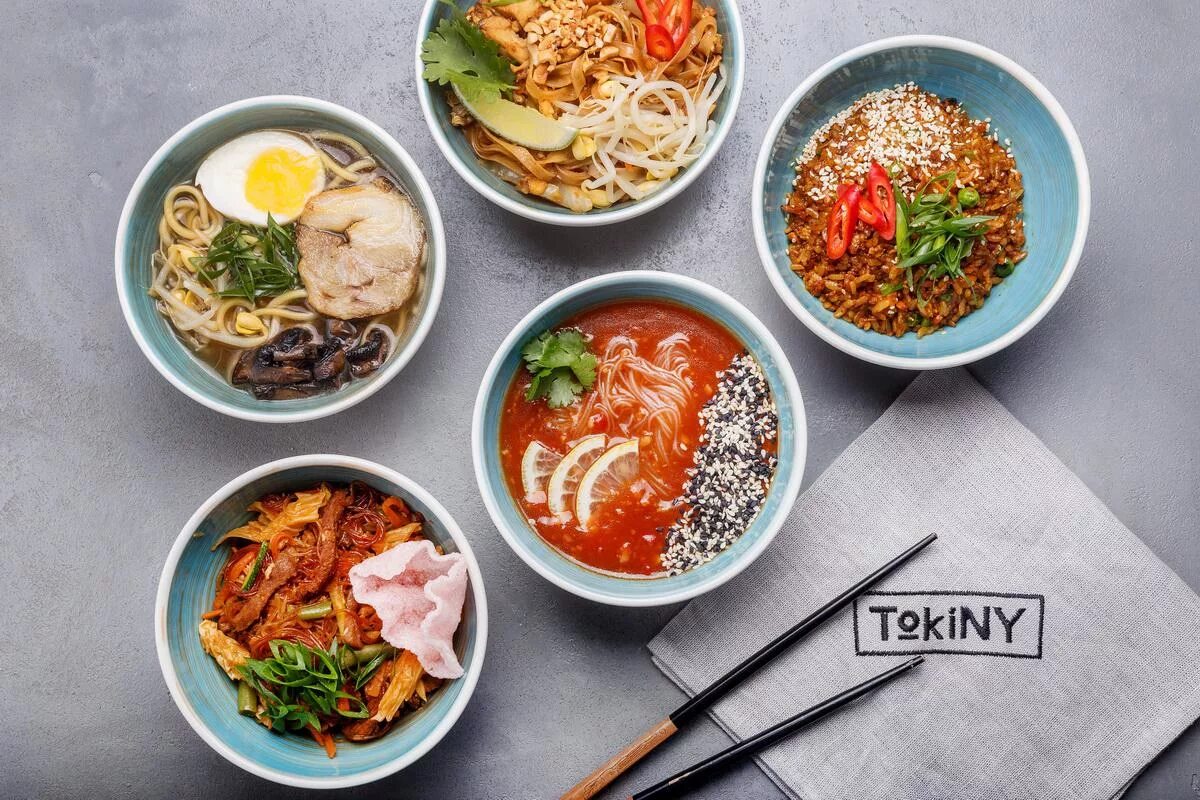 Токини минск. ТОКИНИ Минск меню. Tokiny, Беларусь. Mary Wong Noodle Bar. Tokni tejang.