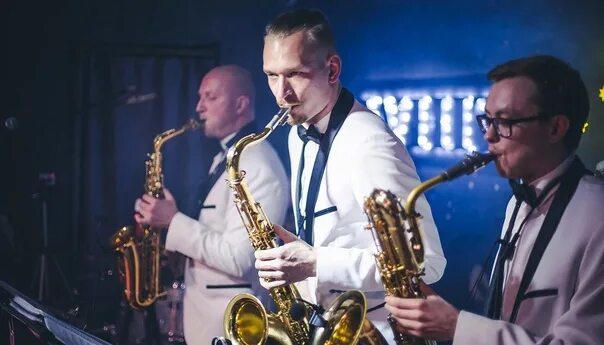 2 2 saxophone