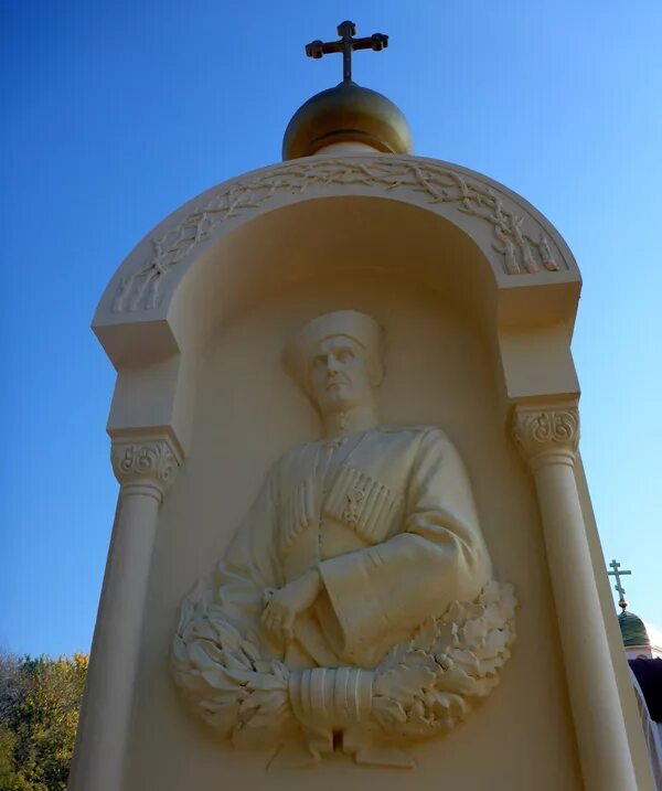 памятник врангелю в керчи