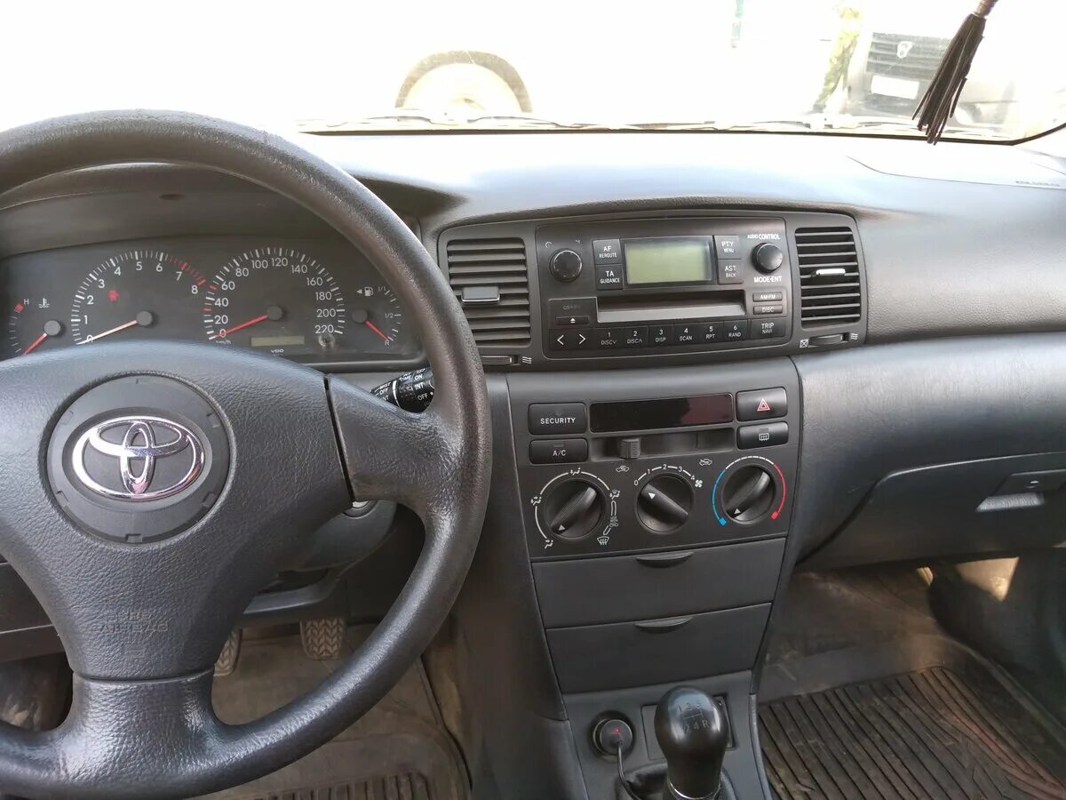Toyota corolla 120 панель. Toyota corolla 120 салон. тойота королла 2005 панель. торпеда тойота королла 120. Toyota corolla 120 панель.