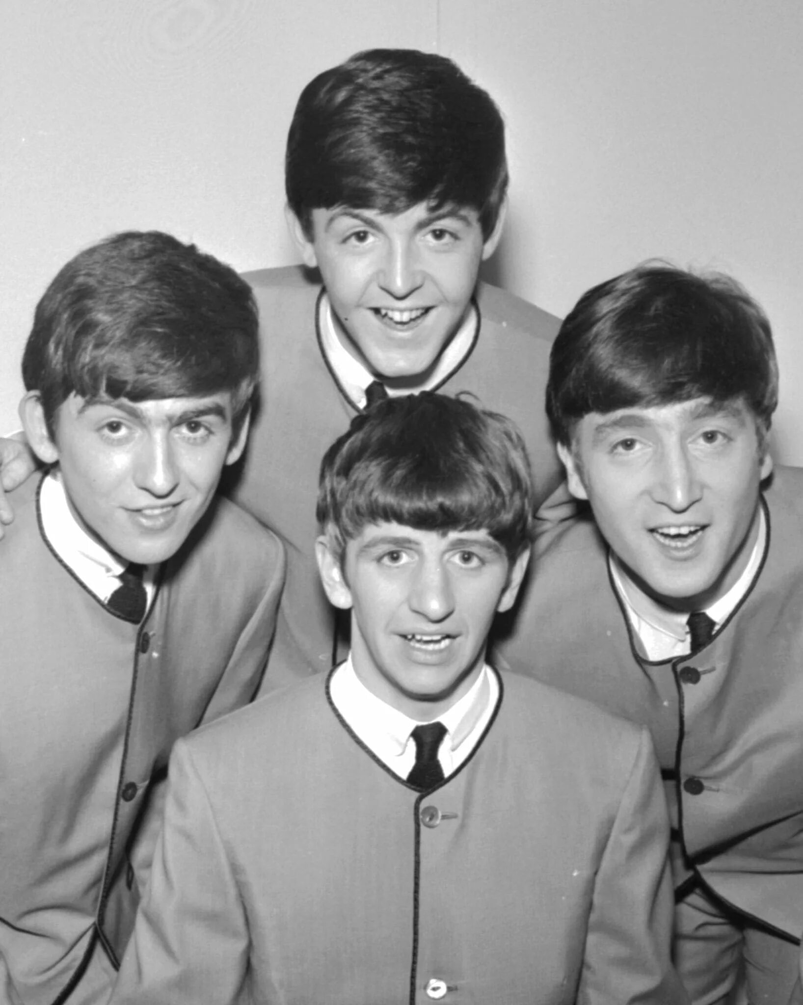 Битлз создание группы. Группа the beatles. группа the beatles состав. the beatles 1963. четверка битлз.