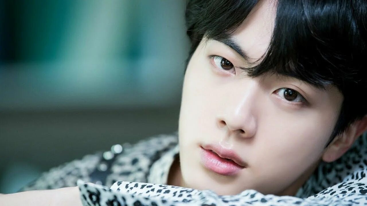 Бтс сок. Jin BTS. Kim Seok Jin. Kim Seok Jin BTS. Джин БТС 2018.