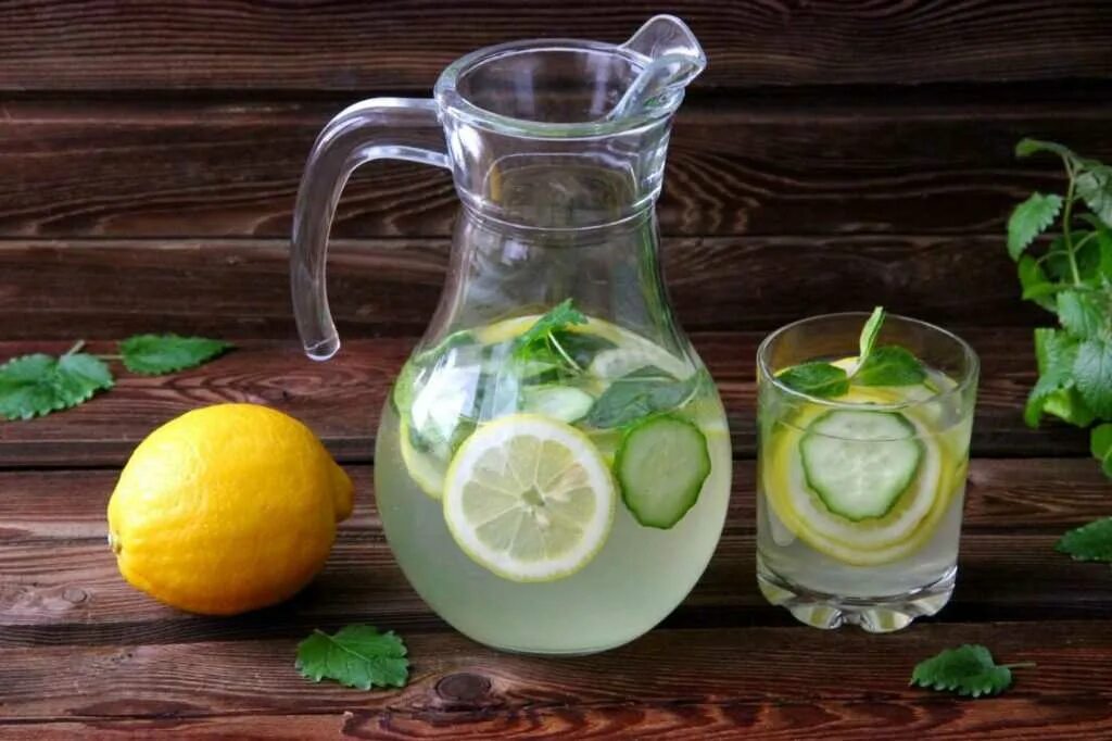 Живая вода Сасси. Лемонграсс лимонад. Вода Сасси для похудения. Лимонад в графине. Как делать домашний лимонад